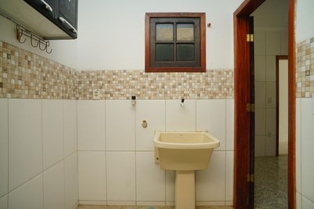 Casa para alugar com 90m², 2 quartos e 1 vaga Casa para alugar com 90m², 2 quartos e 1 vagaÁrea de Serviço