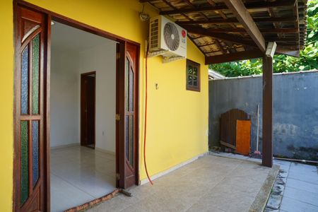 Casa para alugar com 90m², 2 quartos e 1 vaga Casa para alugar com 90m², 2 quartos e 1 vagaVaranda do Quarto