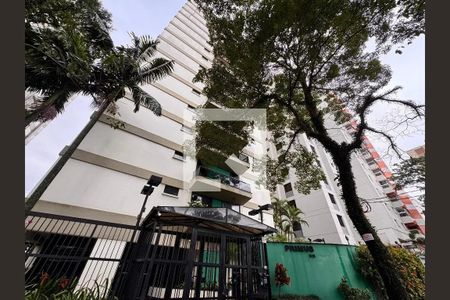 Apartamento à venda com 156m², 4 quartos e 3 vagasFachada