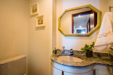 Lavabo de apartamento à venda com 4 quartos, 156m² em Vila Assunção, Santo André
