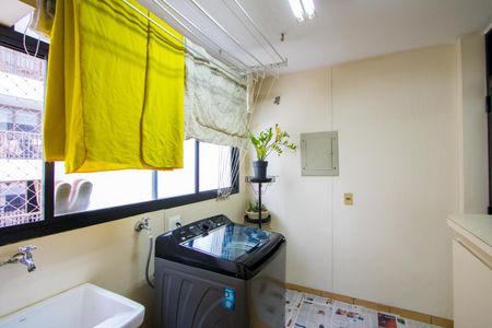 Apartamento à venda com 156m², 4 quartos e 3 vagasÁrea de serviço