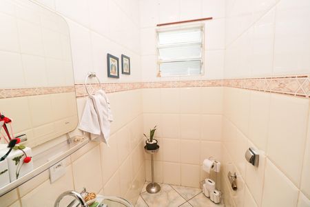 Casa para alugar com 195m², 3 quartos e 3 vagasLavabo
