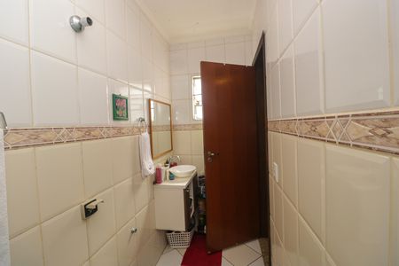 Casa para alugar com 195m², 3 quartos e 3 vagasBanheiro da Suíte