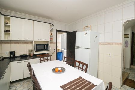 Casa para alugar com 195m², 3 quartos e 3 vagasCozinha