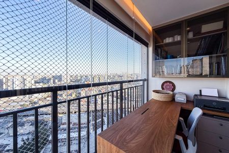 Apartamento à venda com 105m², 2 quartos e 2 vagas Apartamento à venda com 105m², 2 quartos e 2 vagasVaranda da Suíte 1