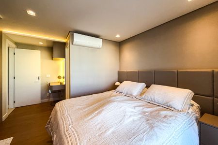 Apartamento à venda com 105m², 2 quartos e 2 vagas Apartamento à venda com 105m², 2 quartos e 2 vagasSuíte 1