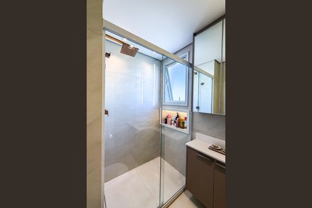 Apartamento à venda com 105m², 2 quartos e 2 vagas Apartamento à venda com 105m², 2 quartos e 2 vagasBanheiro da Suíte 1