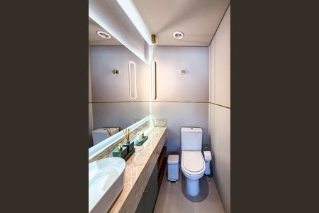 Apartamento à venda com 105m², 2 quartos e 2 vagas Apartamento à venda com 105m², 2 quartos e 2 vagasLavabo