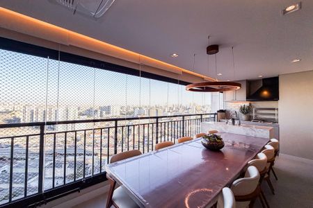 Apartamento à venda com 105m², 2 quartos e 2 vagas Apartamento à venda com 105m², 2 quartos e 2 vagasVaranda gourmet