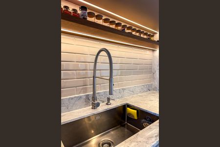 Apartamento à venda com 105m², 2 quartos e 2 vagas Apartamento à venda com 105m², 2 quartos e 2 vagasCozinha