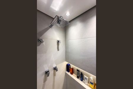 Apartamento à venda com 105m², 2 quartos e 2 vagas Apartamento à venda com 105m², 2 quartos e 2 vagasBanheiro da Suíte 2