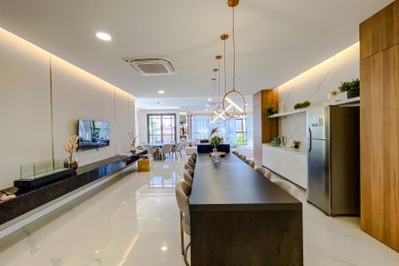 Apartamento à venda com 105m², 2 quartos e 2 vagas Apartamento à venda com 105m², 2 quartos e 2 vagasSalão de Festas