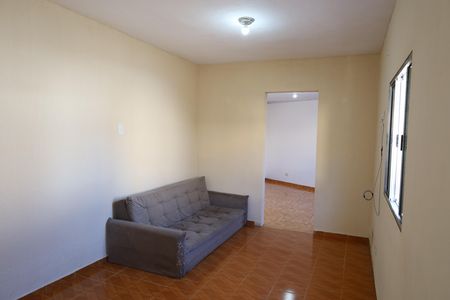 Casa para alugar com 1 quarto, 70m² em Jardim Guarapiranga, São Paulo