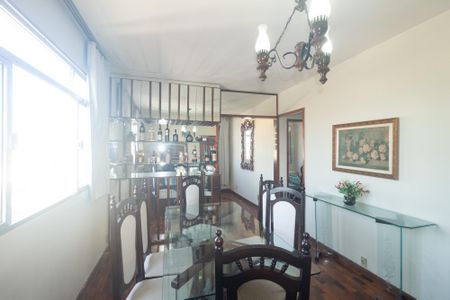 Apartamento à venda com 89m², 2 quartos e 1 vagaSala