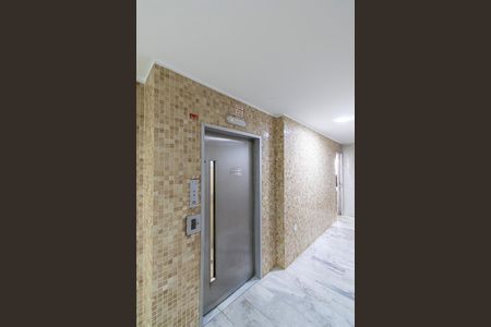 Apartamento para alugar com 90m², 2 quartos e 1 vagaÁrea comum - Hall do elevador