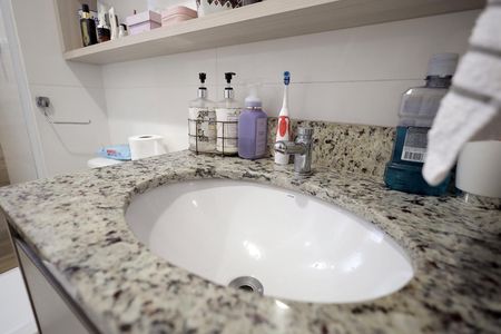 Apartamento à venda com 69m², 3 quartos e 2 vagasBanheiro Suíte