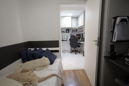Apartamento à venda com 69m², 3 quartos e 2 vagasQuarto 3