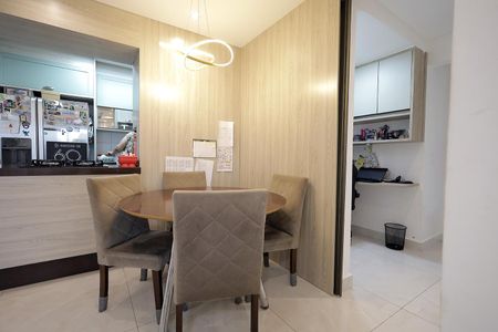 Sala de apartamento à venda com 3 quartos, 69m² em Campestre, Santo André