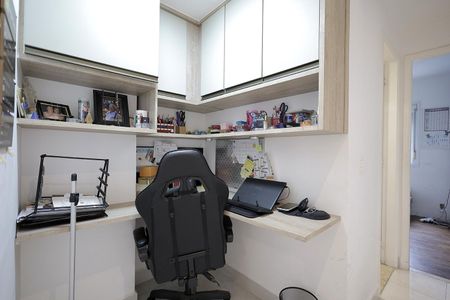 Apartamento à venda com 69m², 3 quartos e 2 vagasEscritório