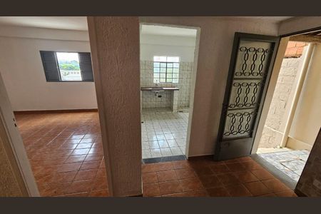 Casa para alugar com 65m², 1 quarto e sem vagaSala