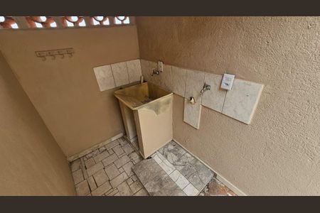Casa para alugar com 65m², 1 quarto e sem vagaÁrea de Serviço