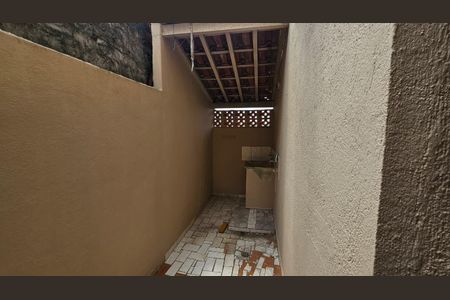 Casa para alugar com 65m², 1 quarto e sem vagaÁrea de Serviço