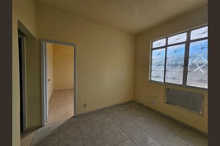Sala de apartamento para alugar com 2 quartos, 78m² em Santo Antonio da Prata, Belford Roxo