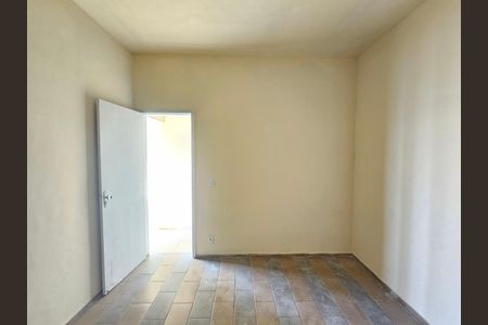 Quarto 2 de apartamento para alugar com 2 quartos, 78m² em Santo Antonio da Prata, Belford Roxo