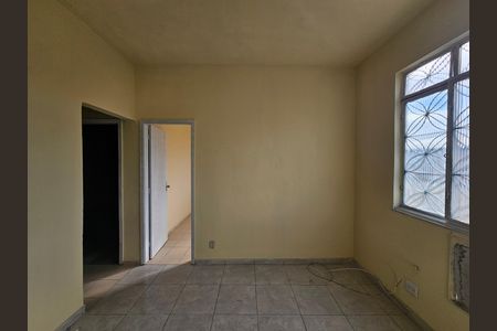 Sala de apartamento para alugar com 2 quartos, 78m² em Santo Antonio da Prata, Belford Roxo