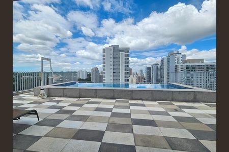 Studio para alugar com 21m², 1 quarto e sem vaga Studio para alugar com 21m², 1 quarto e sem vagaÁrea comum - Piscina