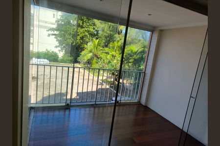 Apartamento à venda com 88m², 2 quartos e 2 vagasVaranda