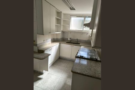 Apartamento à venda com 88m², 2 quartos e 2 vagasCozinha