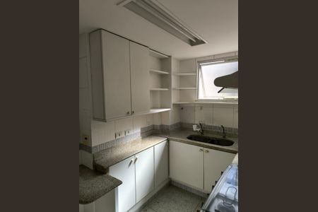 Apartamento à venda com 88m², 2 quartos e 2 vagasCozinha