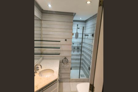 Apartamento à venda com 88m², 2 quartos e 2 vagasBanheiro 3