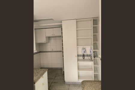 Apartamento à venda com 88m², 2 quartos e 2 vagasÁrea de Serviço