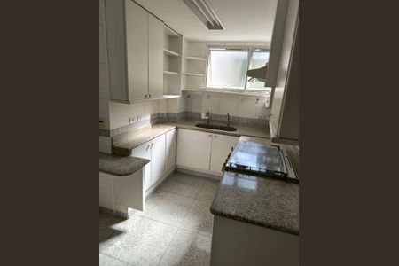 Apartamento à venda com 88m², 2 quartos e 2 vagasCozinha