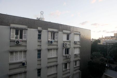 Quarto 1 Vista de apartamento à venda com 2 quartos, 88m² em Santana, Porto Alegre