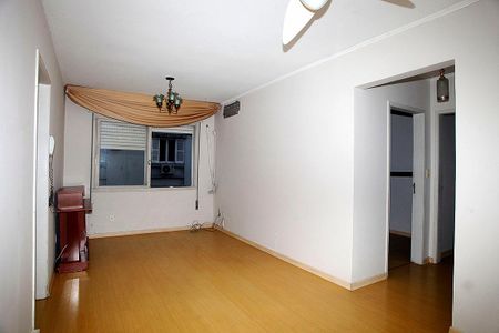 Sala de apartamento à venda com 2 quartos, 88m² em Santana, Porto Alegre