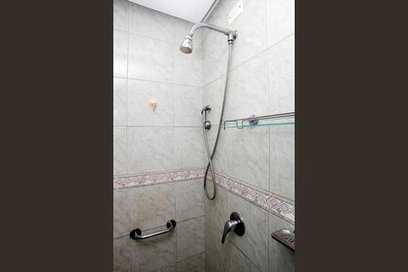 Banheiro 1 de apartamento para alugar com 2 quartos, 88m² em Santana, Porto Alegre