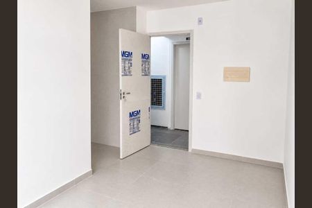 Sala de apartamento para alugar com 1 quarto, 46m² em Piatã, Salvador
