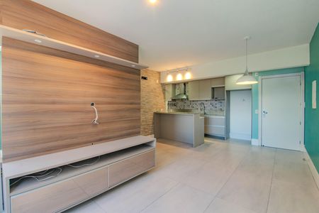 Sala de apartamento à venda com 3 quartos, 76m² em São Sebastião, Porto Alegre