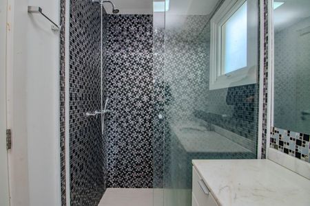 Apartamento à venda com 76m², 3 quartos e 2 vagasBanheiro Social