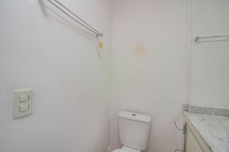 Apartamento à venda com 76m², 3 quartos e 2 vagasBanheiro da Suíte