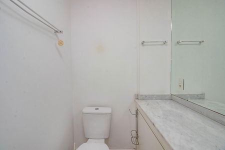 Apartamento à venda com 76m², 3 quartos e 2 vagasBanheiro da Suíte