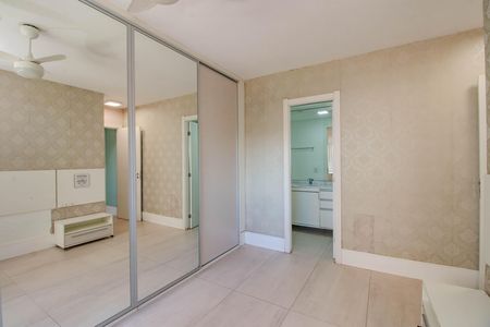 Apartamento à venda com 76m², 3 quartos e 2 vagasSuíte