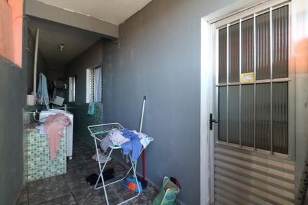 Casa à venda com 480m², 2 quartos e sem vaga Casa à venda com 480m², 2 quartos e sem vagaCasa 06