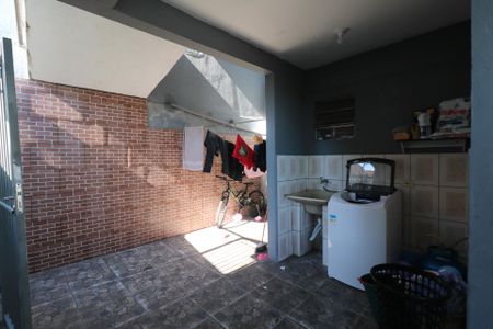 Casa à venda com 480m², 2 quartos e sem vaga Casa à venda com 480m², 2 quartos e sem vagaÁrea de Serviço - Casa 05