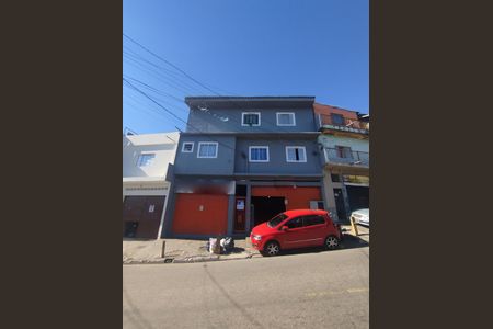 Casa à venda com 480m², 2 quartos e sem vaga Casa à venda com 480m², 2 quartos e sem vagaFachada
