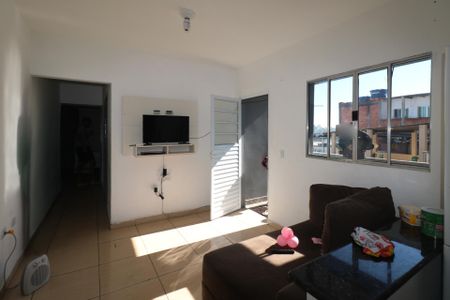 Casa à venda com 480m², 2 quartos e sem vaga Casa à venda com 480m², 2 quartos e sem vagaSala e Cozinha - Casa 05