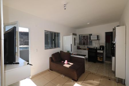 Sala e Cozinha - Casa 05 de casa à venda com 2 quartos, 480m² em Jd Monte Libano, Diadema